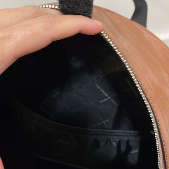 Brandnew Michael Kors Laptop Backpack - Picture 6 of 10